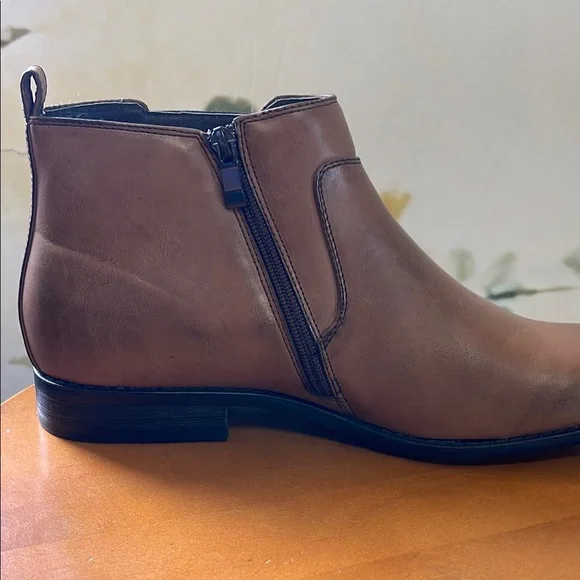 Franco Vanucci Men's Brown Leather Zip and Stretch Chelsea Boots - Picture 8 of 12